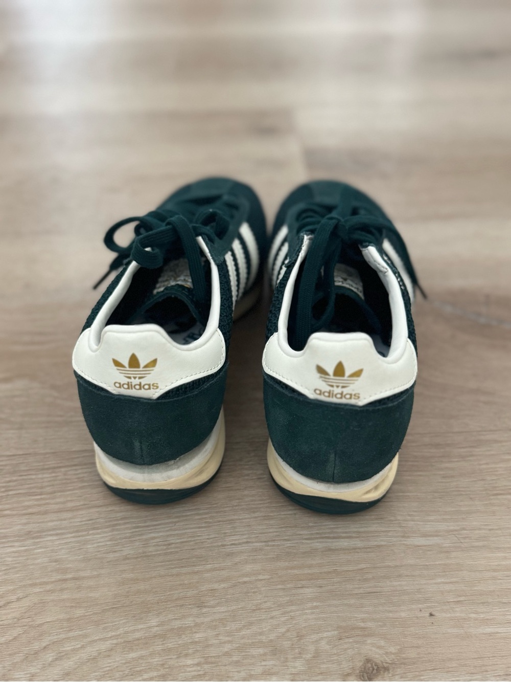 adidas green sneakers - Picture 5 of 8